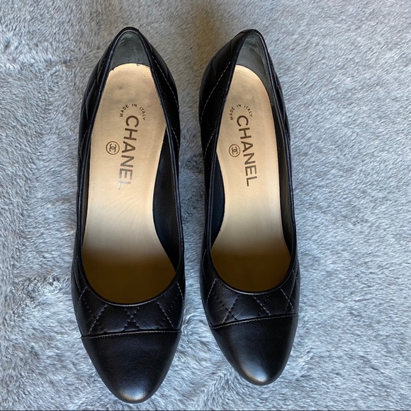 Chanel Quilted Heels - Picture 1 of 8